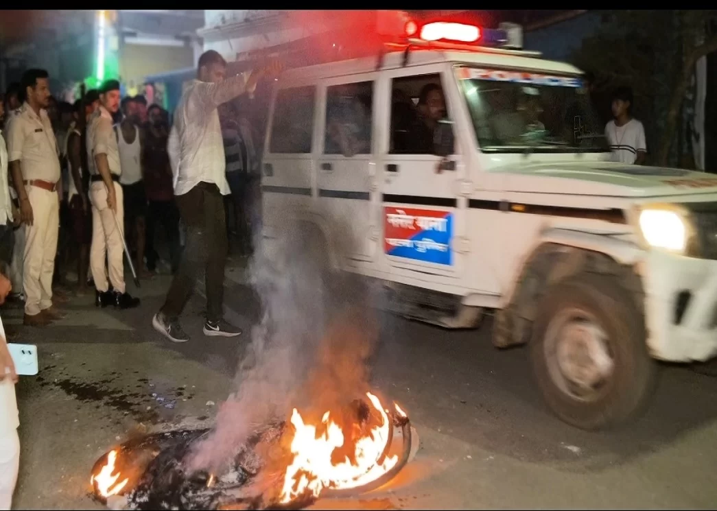 मनेर में सनसनी: युवक की हत्या के बाद शव पर फेंका गया तेजाब? विधायक के घर के पास वारदात से दहशत !